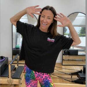 Fitness Pilates BOXY TEE  Large & XL Left